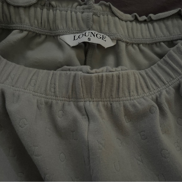 LOUNGE ruffle pj shorts - Picture 3 of 3